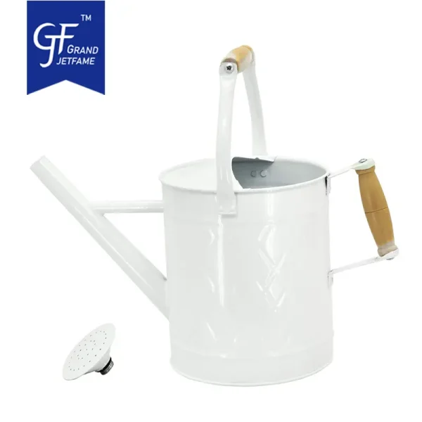 metal watering can