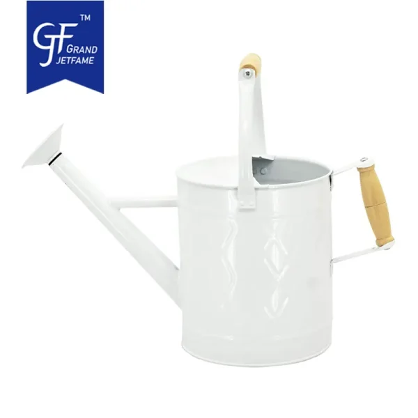 metal watering can